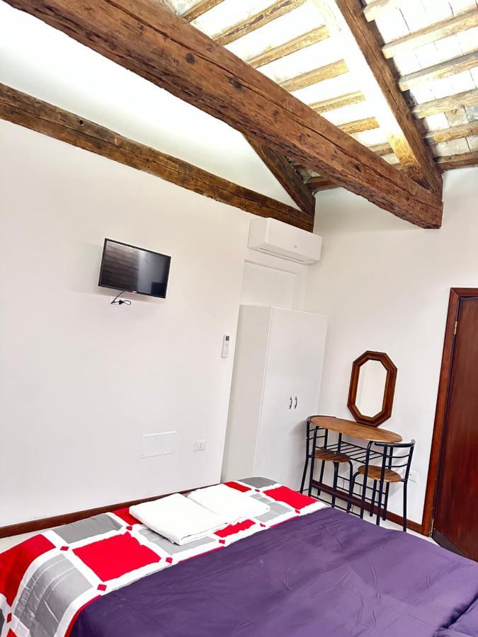 Rainbow San Zaccaria Apartamento *